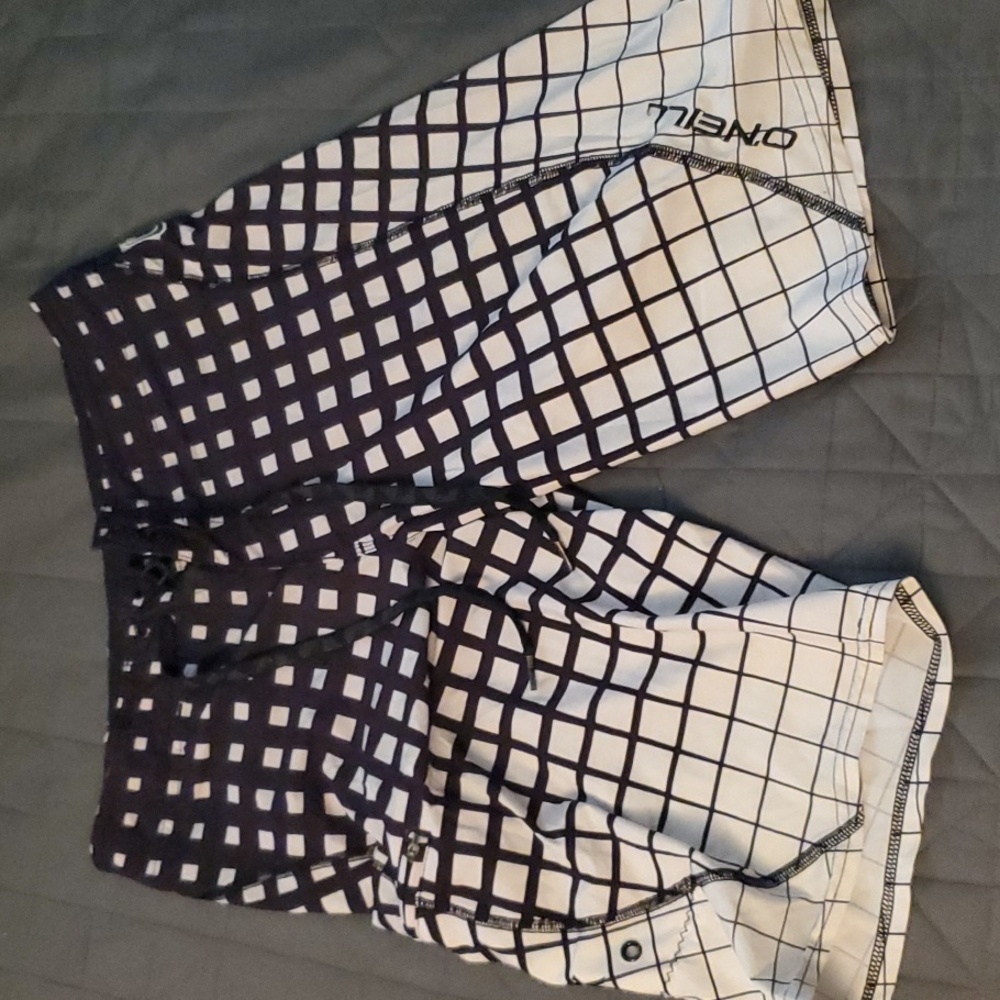O'Neill board short size 30 4-way stretch